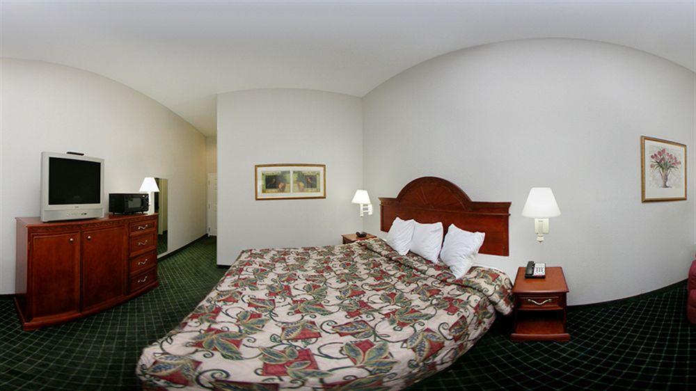 Готель La Quinta By Wyndham Houston Hobby Airport Екстер'єр фото